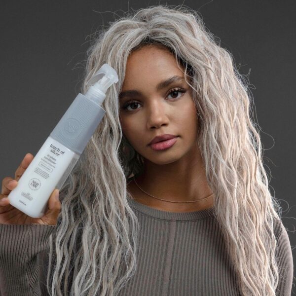 Nishlady Dvifazis kondicionierius šviesiems plaukams / Touch Of Silver Bi-Phase Conditioner, 386 ml - Image 2